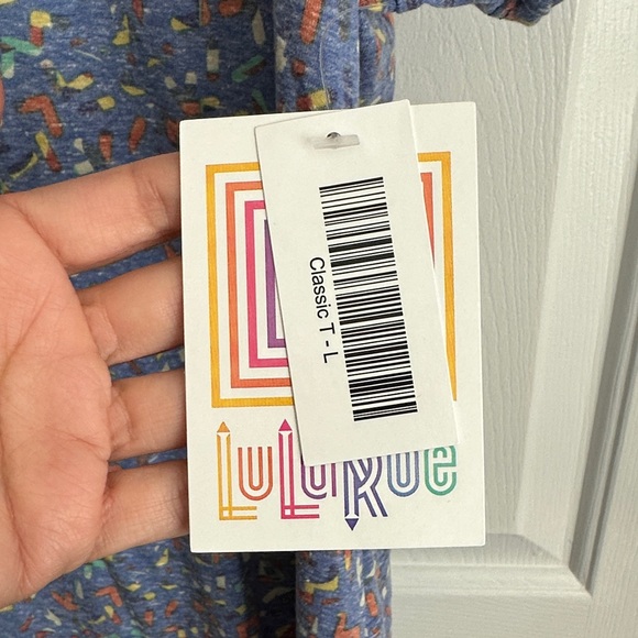 LuLaRoe Multicolor Confetti Women's Top - Picture 3 of 5